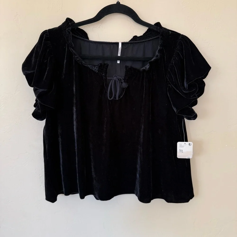 Free People Velvet Puff Sleeve Top Black Smocked V Neck Boho Chic Romantic XS